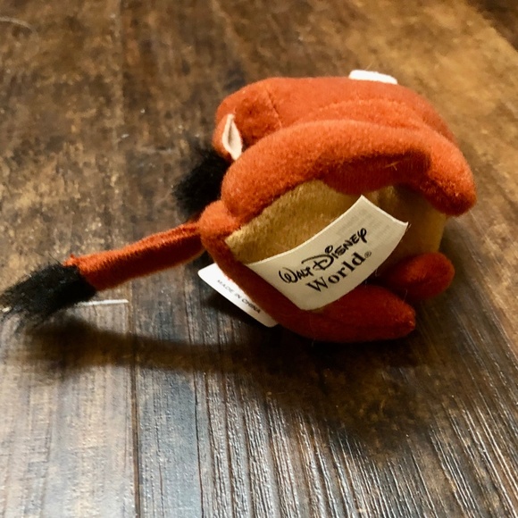 3 1/2" Pumbaa Disney Kelloggs Mini Beans Cereal Box Toy New with Tag - Picture 4 of 8